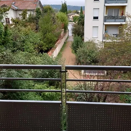 Apartment Bel Type F2 Vaux En Velin Village 69120