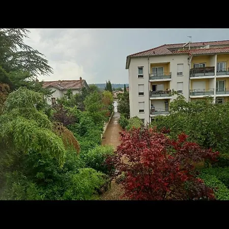 Apartment Bel Type F2 Vaux En Velin Village 69120 Vaulx-en-Velin